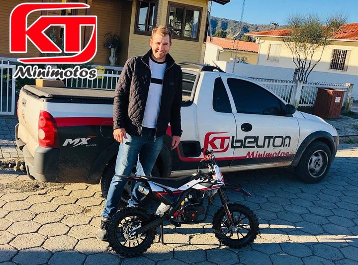 Jonas e o Mega  presente do Filhão. Parabéns a família